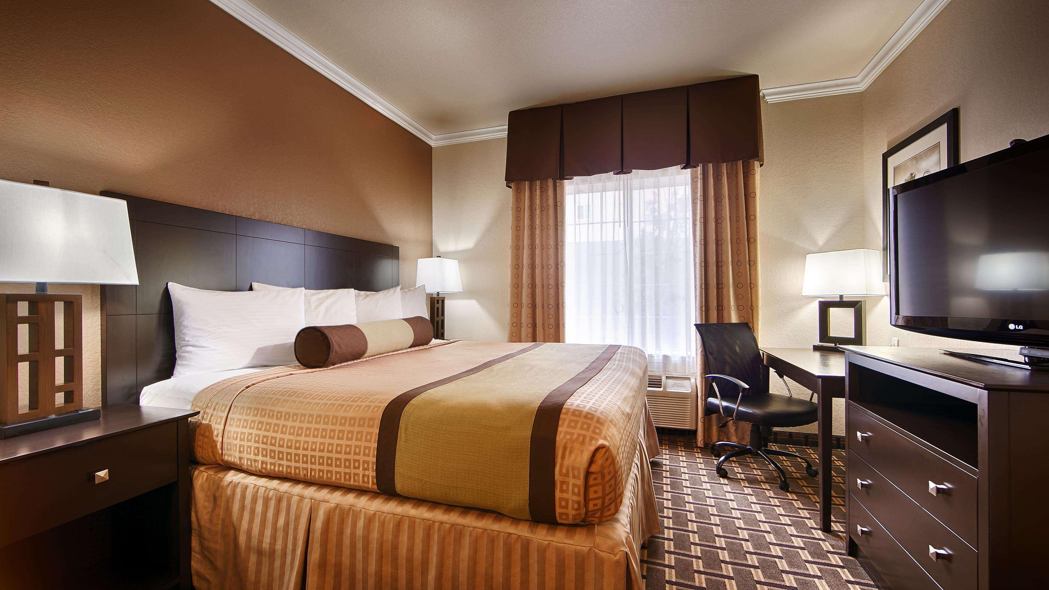 וות'רפורד Best Western Plus Cutting Horse Inn & Suites מראה חיצוני תמונה