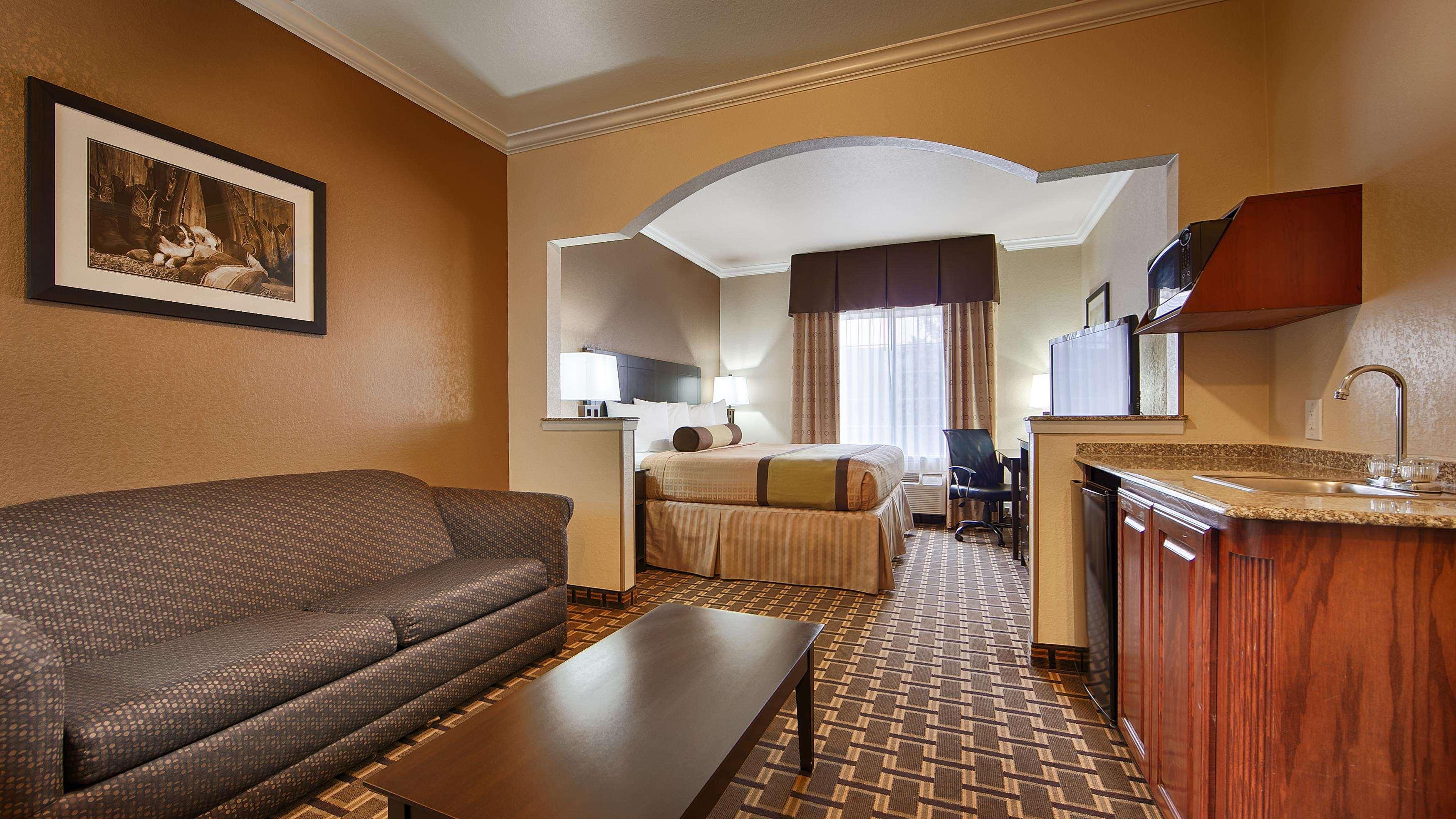 וות'רפורד Best Western Plus Cutting Horse Inn & Suites מראה חיצוני תמונה