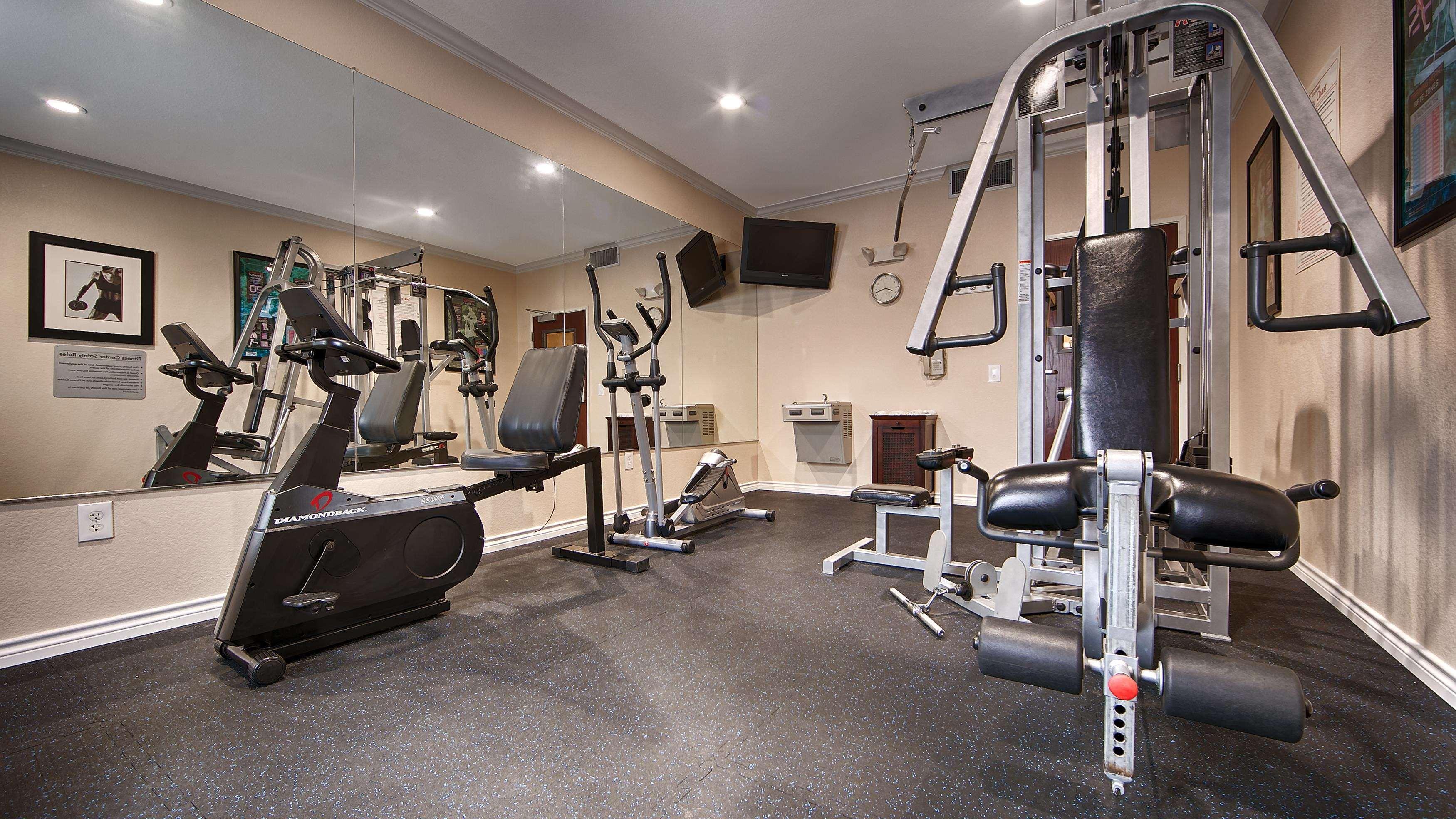 וות'רפורד Best Western Plus Cutting Horse Inn & Suites מראה חיצוני תמונה