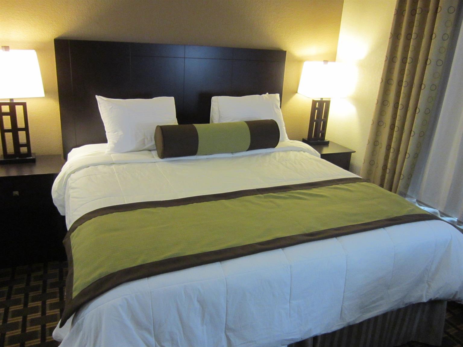 וות'רפורד Best Western Plus Cutting Horse Inn & Suites מראה חיצוני תמונה