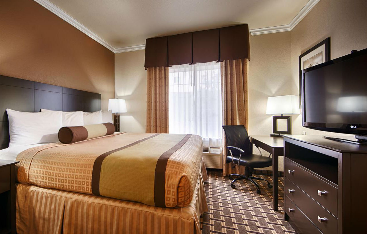 וות'רפורד Best Western Plus Cutting Horse Inn & Suites מראה חיצוני תמונה